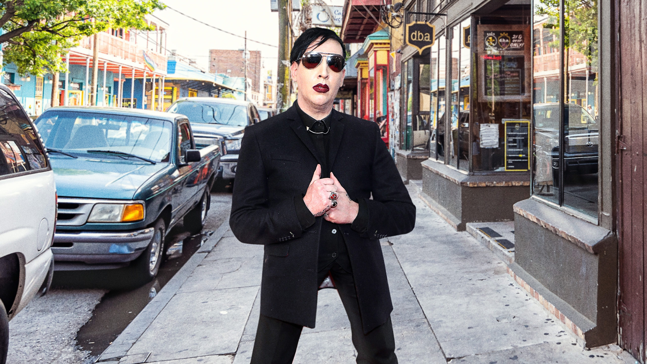 Clarifying The Rumors Marilyn Manson Has Revealed That He Actually Got ALL His Ribs Removed In Order To Suck SOMEONE ELSES Penis