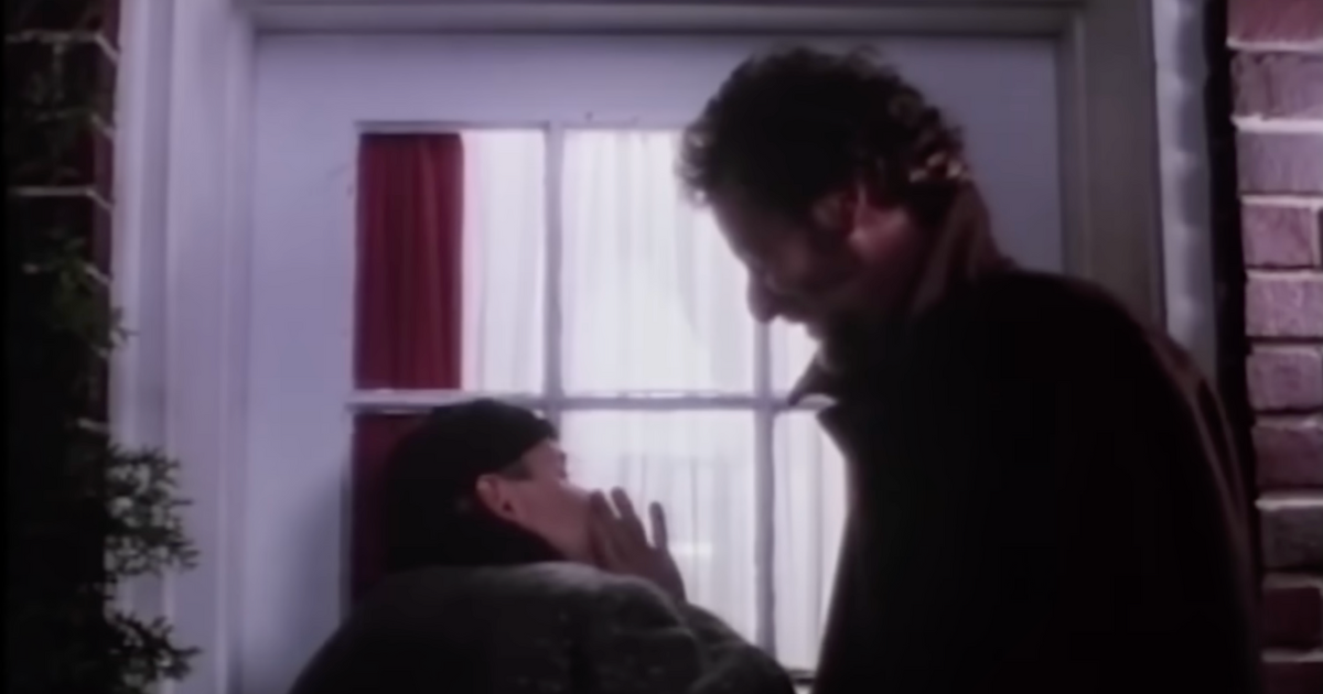 6 Ways ‘Home Alone’ Would Have Played Out Differently If The Wet Bandits Had Just Immediately Killed Kevin 